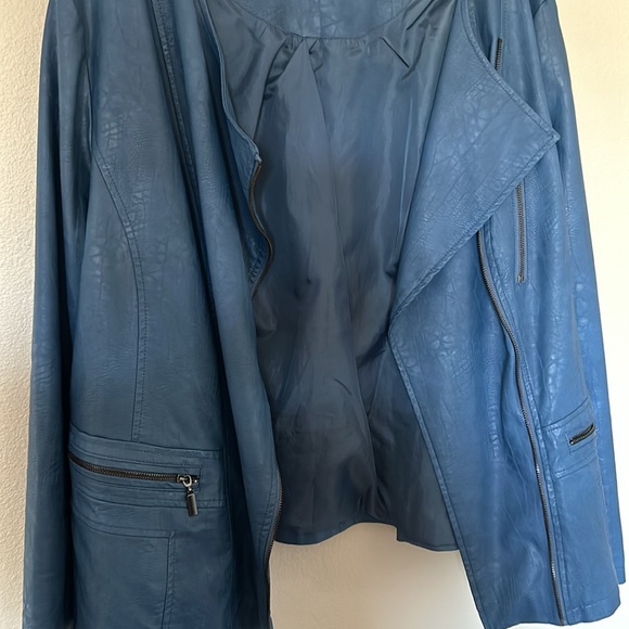 Alfani  leather jacket. - Picture 5 of 17